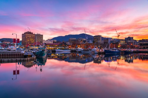 Hobart waterfront at sunset_credit Luke Tscharke